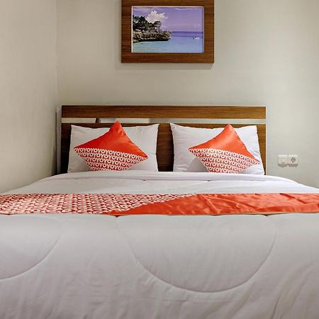 Super Oyo 2756 Anata Hotel Makassar Kültér fotó