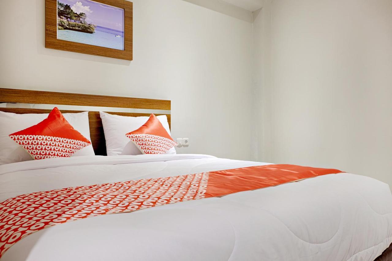 Super Oyo 2756 Anata Hotel Makassar Kültér fotó