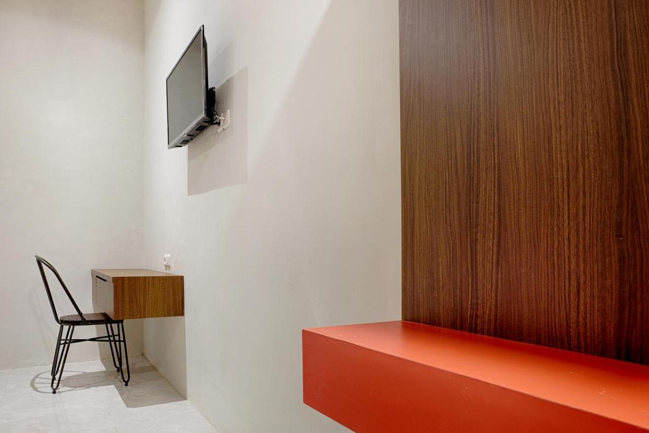 Super Oyo 2756 Anata Hotel Makassar Kültér fotó