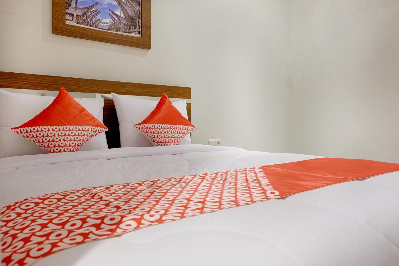 Super Oyo 2756 Anata Hotel Makassar Kültér fotó