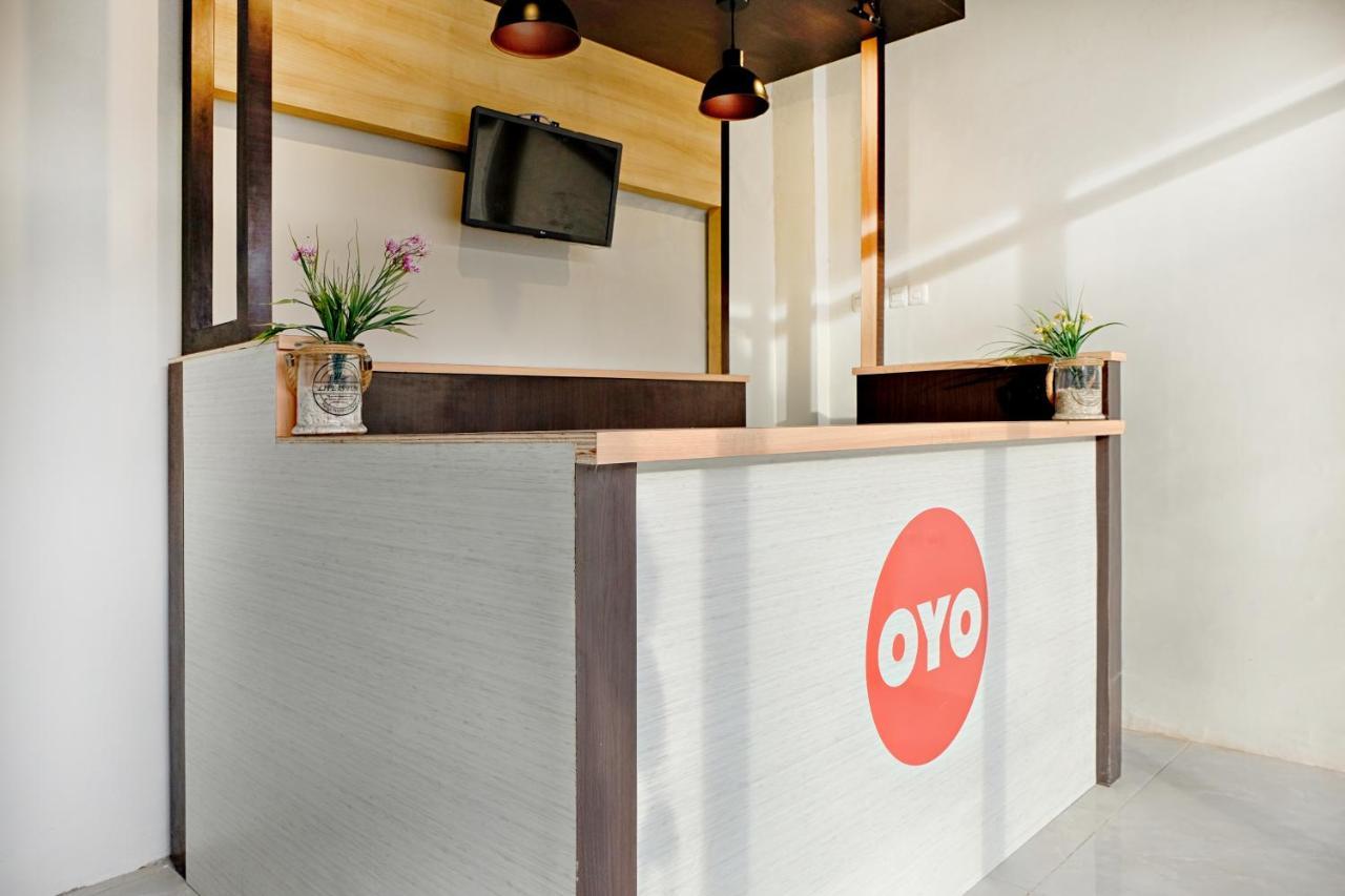 Super Oyo 2756 Anata Hotel Makassar Kültér fotó