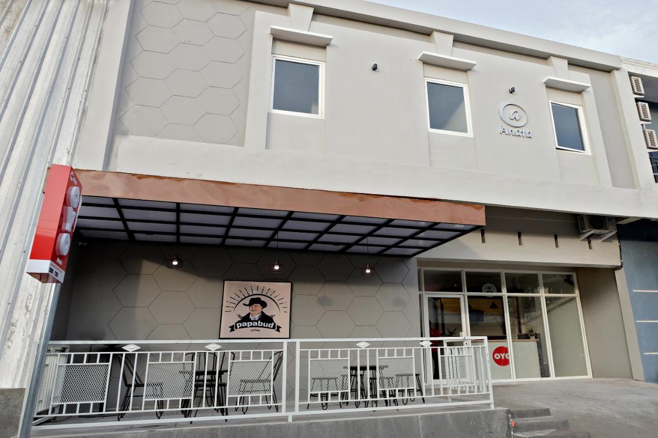 Super Oyo 2756 Anata Hotel Makassar Kültér fotó