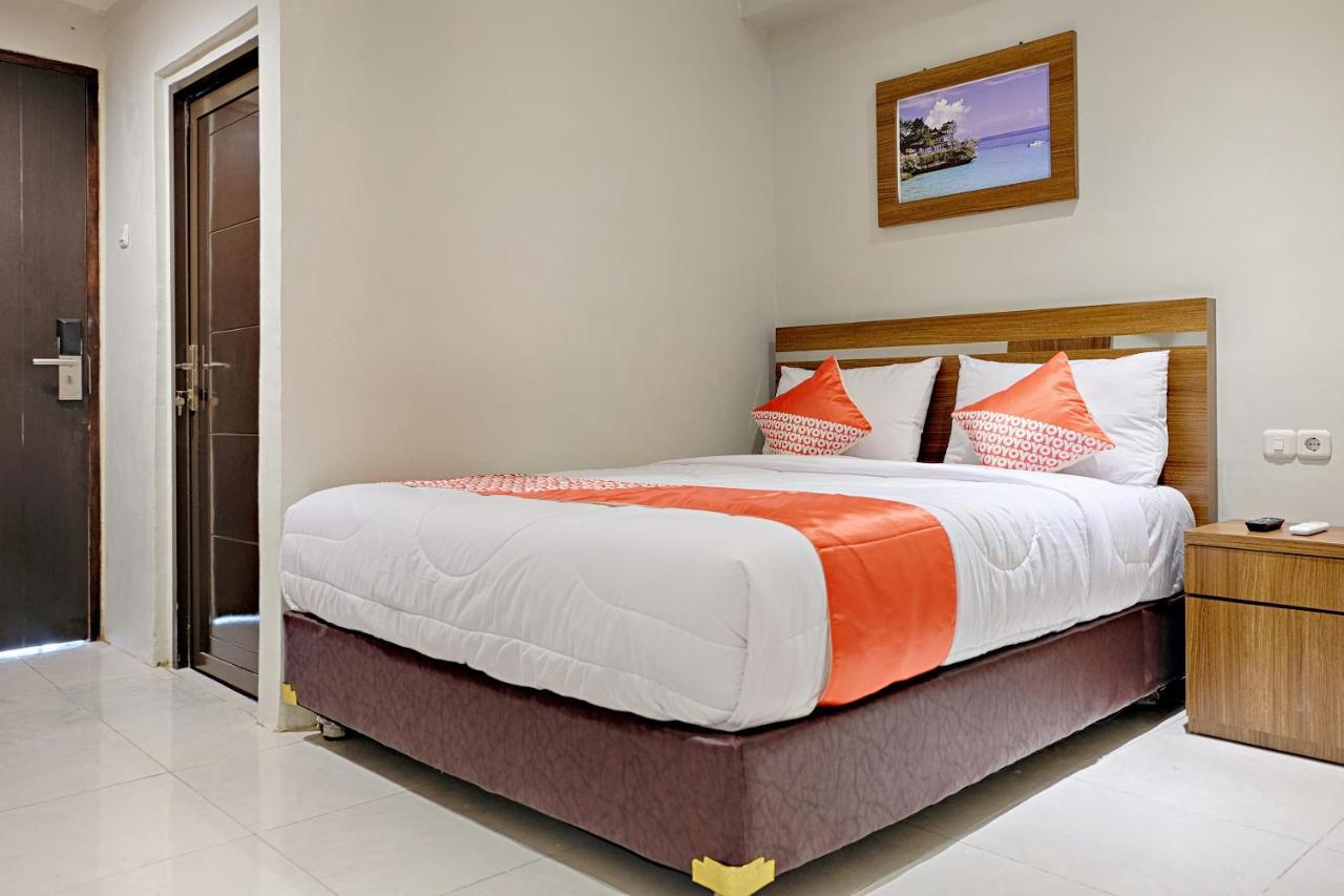 Super Oyo 2756 Anata Hotel Makassar Kültér fotó