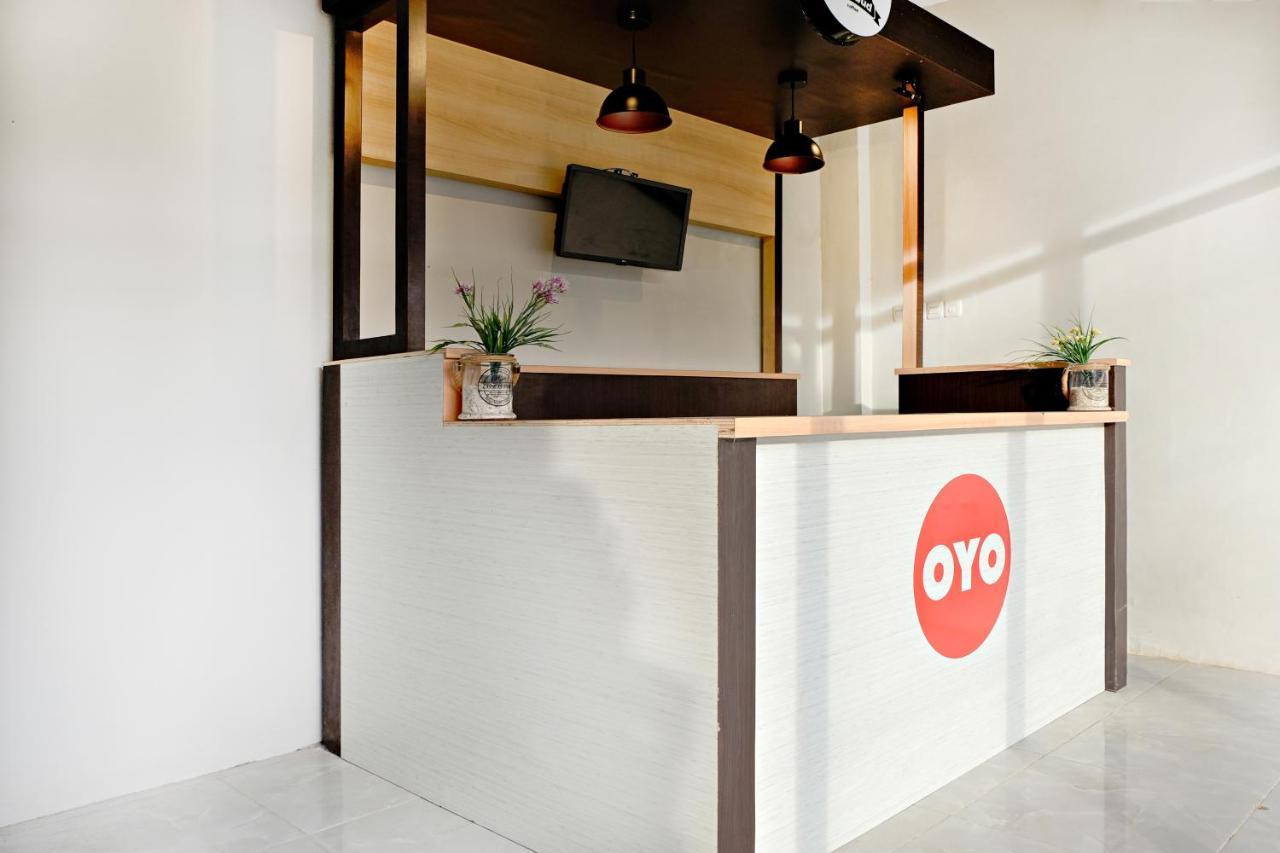 Super Oyo 2756 Anata Hotel Makassar Kültér fotó